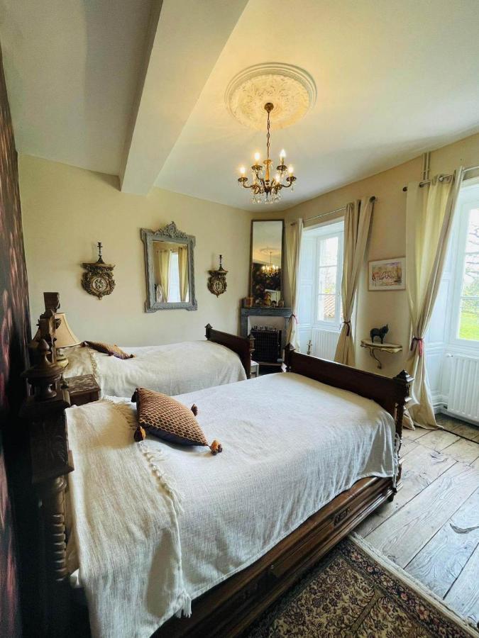 Domaine De Lalat - B&B With En-Suite Bathrooms All Rooms With Garden Views Montembœuf 外观 照片