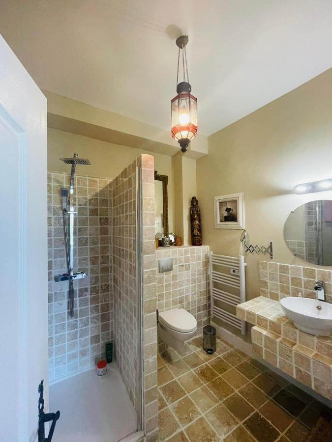 Domaine De Lalat - B&B With En-Suite Bathrooms All Rooms With Garden Views Montembœuf 外观 照片
